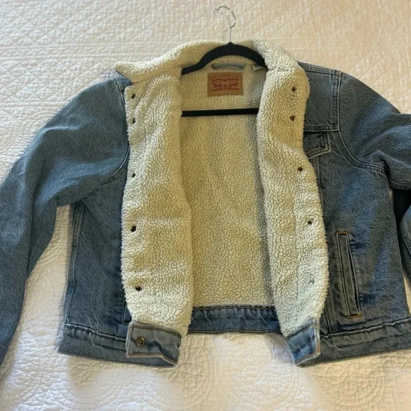 Levi’s Jacket - Sherpa Collar - Picture 5 of 7